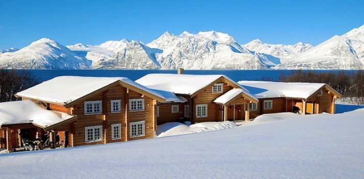 Norvegia - Luxury hotel affacciato su un fiordo nel circolo artico: Lyngen Lodge